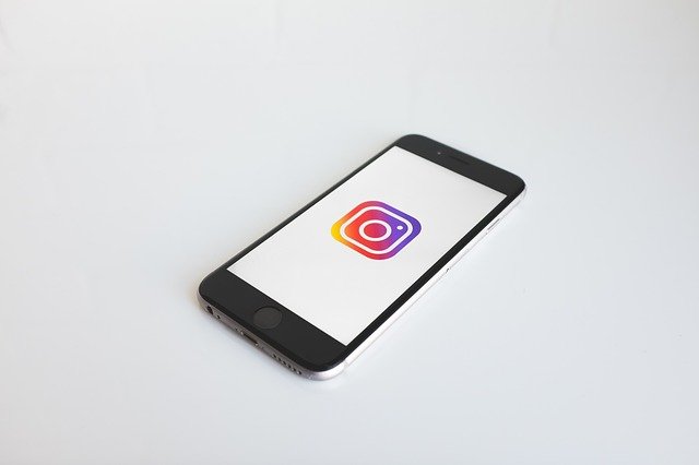 instagram guides nedir?