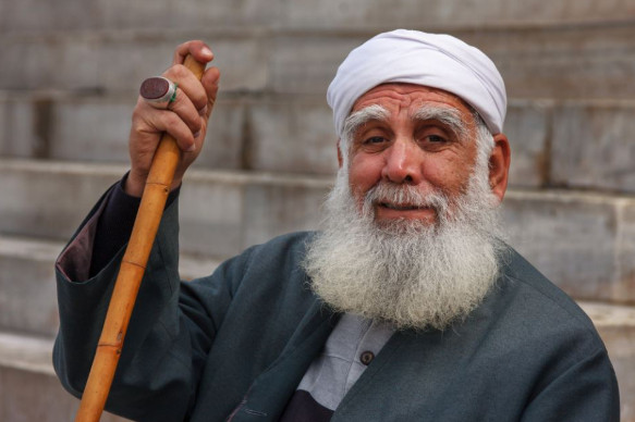 7 fraza koje nikad ne bi trebalo da kažete o sebi: Uništiće vam život, a da niste ni svesni - featured image