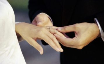 Kolika razlika u godinama je dobra, a koliko loša između partnera? Psiholog izjavom rešio nedoumicu Kolika razlika u godinama je dobra, a koliko loša između partnera? Psiholog izjavom rešio nedoumicu - featured image