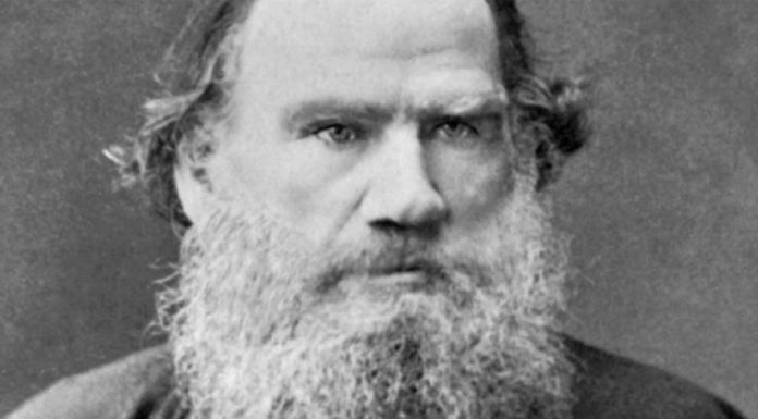 Zašto se neki ljudi u starosti osjećaju odbačeno: Tolstojeva rečenica otvara šire pitanje odgovornosti u porodici Zašto se neki ljudi u starosti osjećaju odbačeno: Tolstojeva rečenica otvara šire pitanje odgovornosti u porodici - featured image