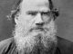 Zašto se neki ljudi u starosti osjećaju odbačeno: Tolstojeva rečenica otvara šire pitanje odgovornosti u porodici Zašto se neki ljudi u starosti osjećaju odbačeno: Tolstojeva rečenica otvara šire pitanje odgovornosti u porodici - featured image